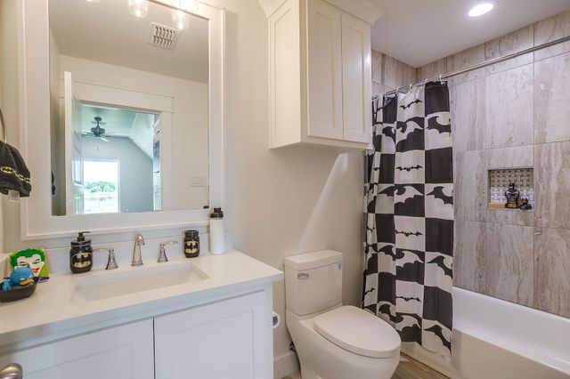 1048 Agnes N, Springtown, TX 76082