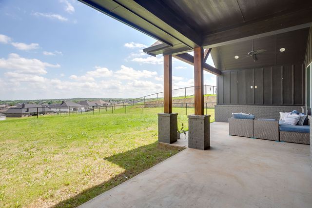 1048 Agnes N, Springtown, TX 76082