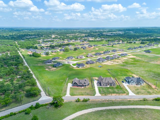 1048 Agnes N, Springtown, TX 76082