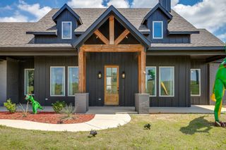 1048 Agnes N, Springtown, TX 76082