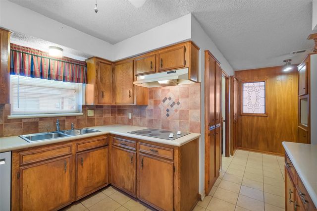 2015 Tanglelane Street, Richmond, TX 77469
