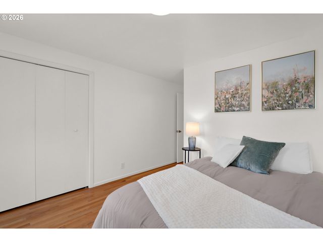 31338 FOX HOLLOW Rd, Eugene, OR 97405