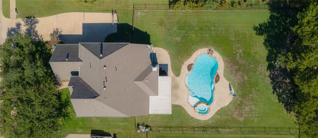 112 Dunford Drive, Heath, TX 75032