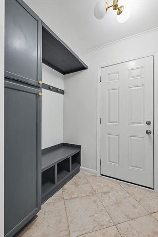 5322 Creekbend Drive, Houston, TX 77096