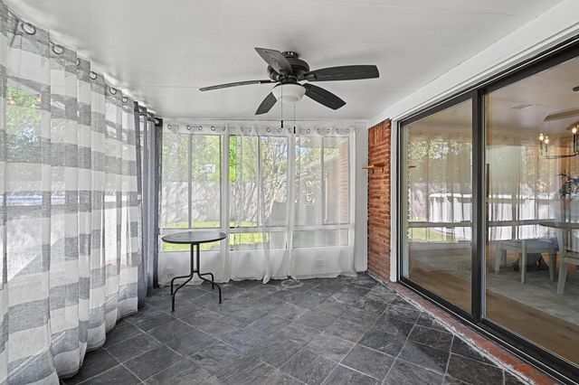 5322 Creekbend Drive, Houston, TX 77096