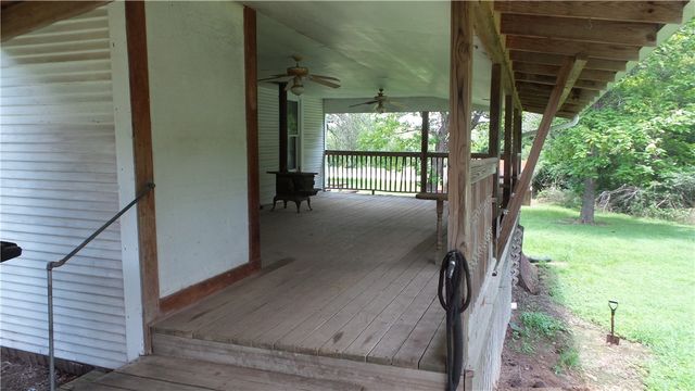 400 South Main Street, Caldwell, TX 77836