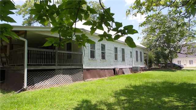 400 South Main Street, Caldwell, TX 77836