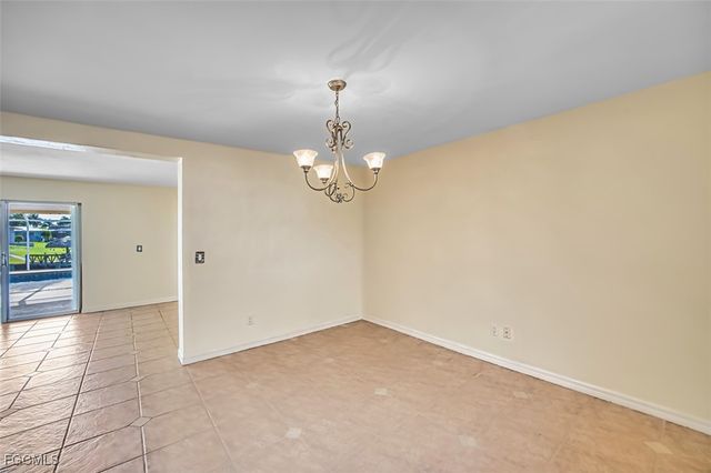 1712 SE 28th ST, Cape Coral, FL 33904