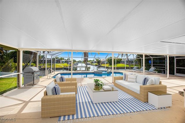 1712 SE 28th ST, Cape Coral, FL 33904