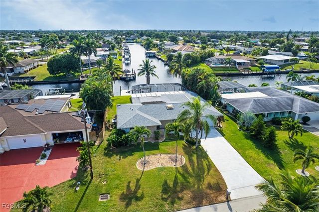 1712 SE 28th ST, Cape Coral, FL 33904