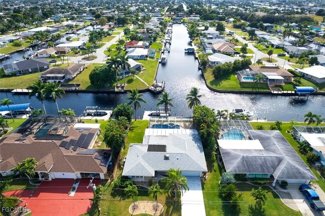 1712 SE 28th ST, Cape Coral, FL 33904