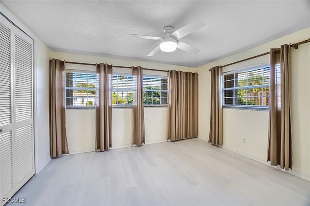 1712 SE 28th ST, Cape Coral, FL 33904