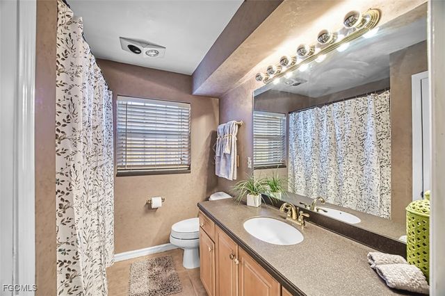 1712 SE 28th ST, Cape Coral, FL 33904