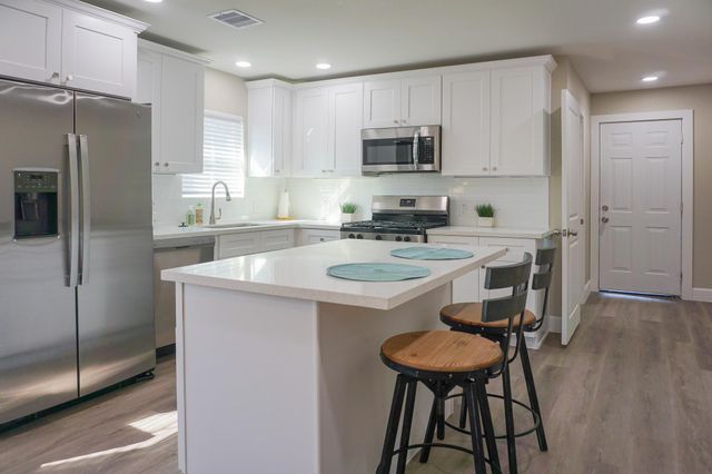 3703 Market Street 2, Houston, TX 77020