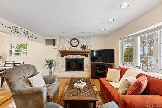 800 Terrace Place, Cortlandt Manor, NY 10567