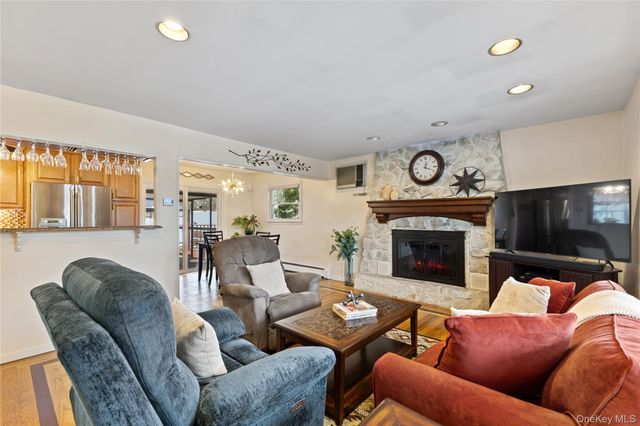 800 Terrace Place, Cortlandt Manor, NY 10567