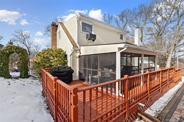 800 Terrace Place, Cortlandt Manor, NY 10567