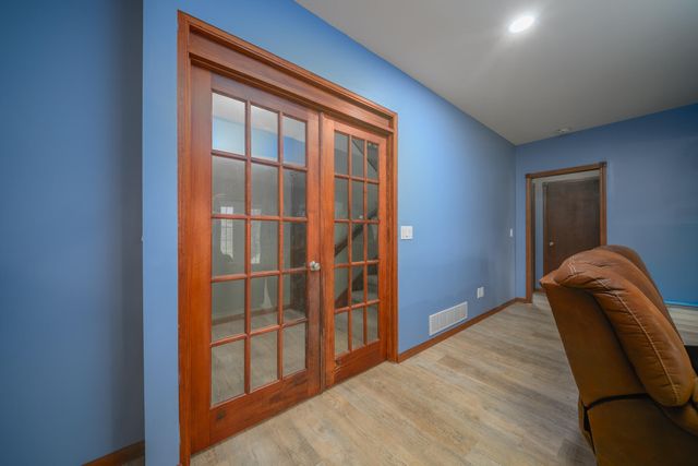 205 MARINAS AVE, Ashland, MO 65010