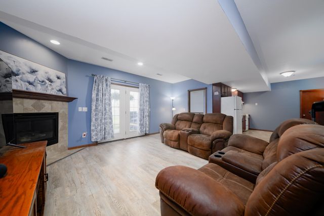 205 MARINAS AVE, Ashland, MO 65010