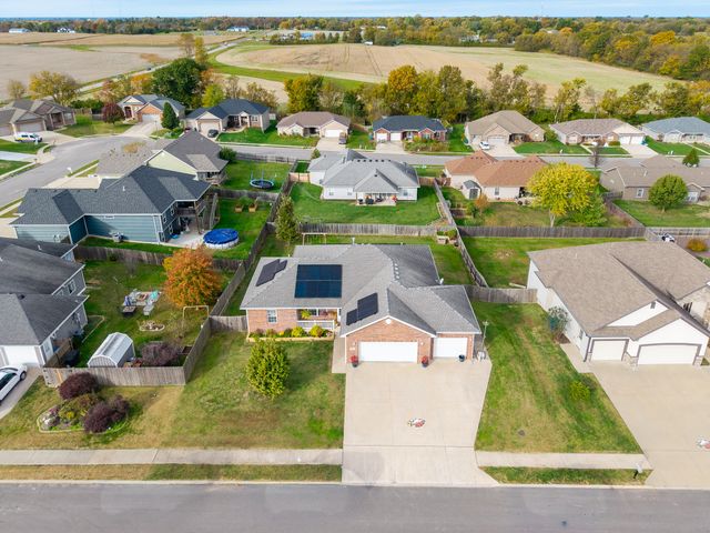 205 MARINAS AVE, Ashland, MO 65010