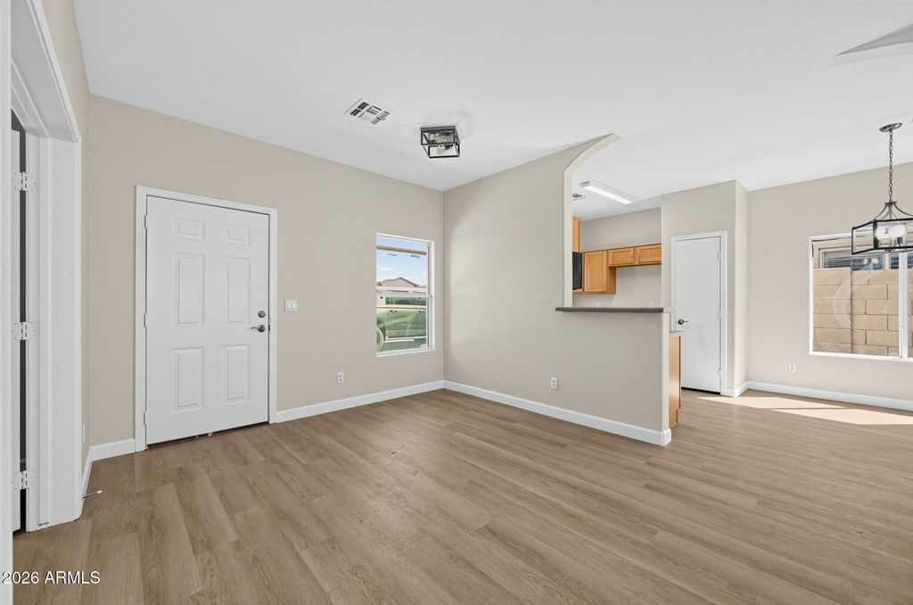 3817 W OREGON Avenue, Phoenix, AZ 85019 — photo 4