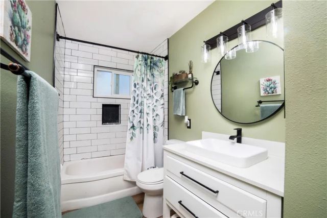 5555 Caroline Street, Montclair, CA 91763