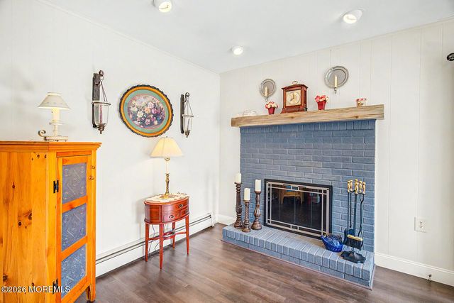 6 Pala Street, Toms River, NJ 08757
