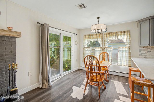 6 Pala Street, Toms River, NJ 08757