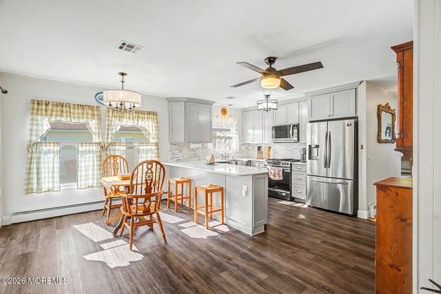 6 Pala Street, Toms River, NJ 08757