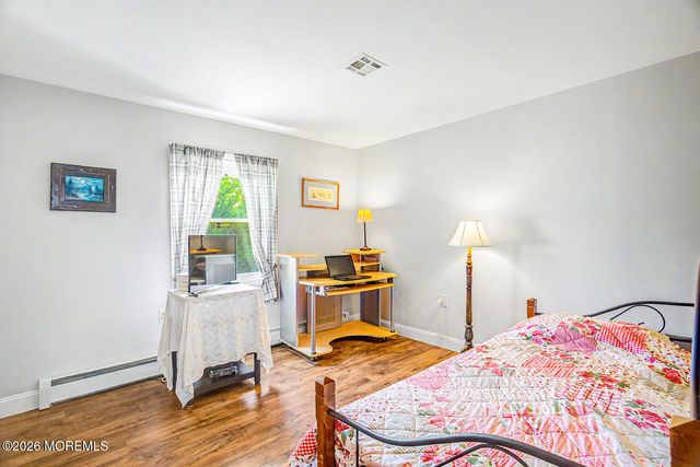 6 Pala Street, Toms River, NJ 08757