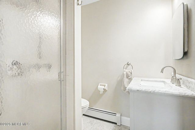 6 Pala Street, Toms River, NJ 08757