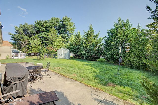 6 Pala Street, Toms River, NJ 08757