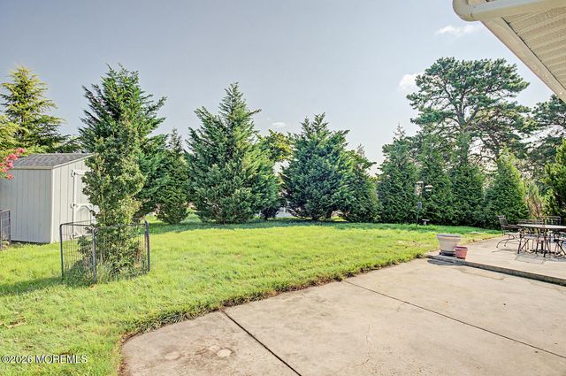6 Pala Street, Toms River, NJ 08757