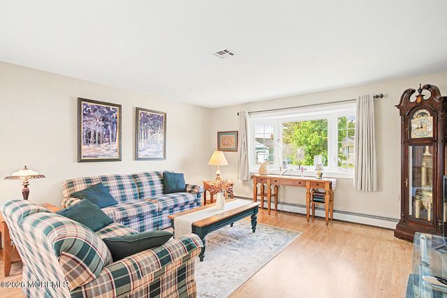 6 Pala Street, Toms River, NJ 08757
