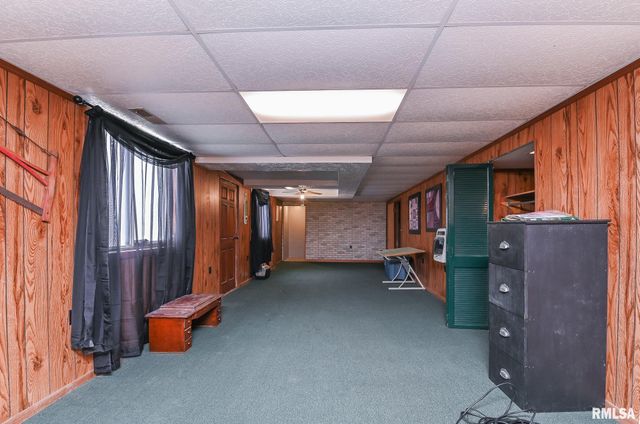 8109 S MCCUMBER Road, Peoria, IL 61607