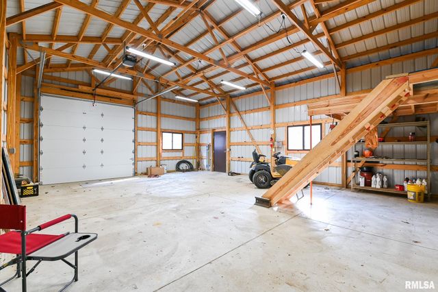 8109 S MCCUMBER Road, Peoria, IL 61607