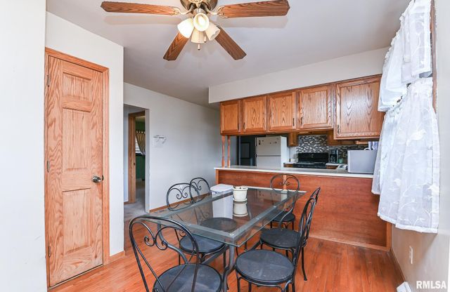 8109 S MCCUMBER Road, Peoria, IL 61607