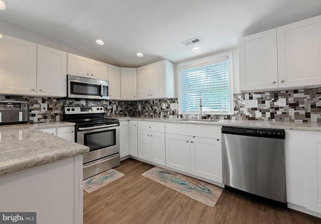 24415 MORGAN RD, Hollywood, MD 20636