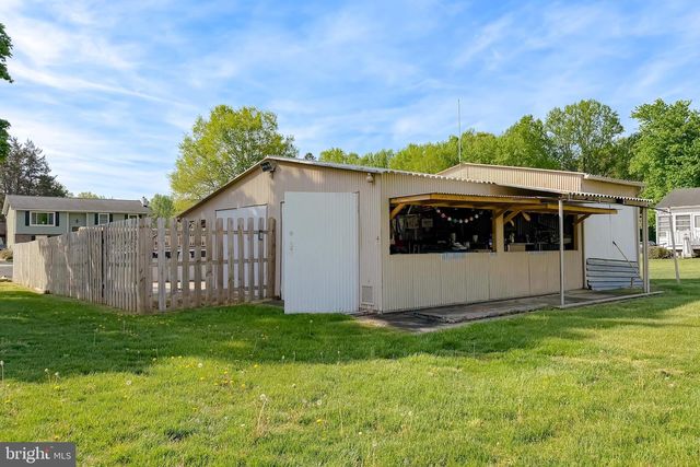 24415 MORGAN RD, Hollywood, MD 20636