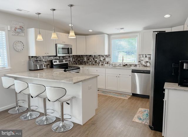 24415 MORGAN RD, Hollywood, MD 20636