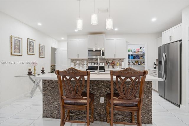 439 NE 6th Pl, Florida City, FL 33034