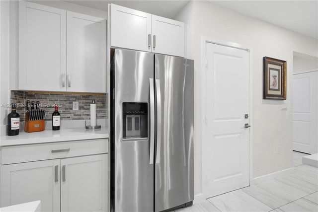 439 NE 6th Pl, Florida City, FL 33034