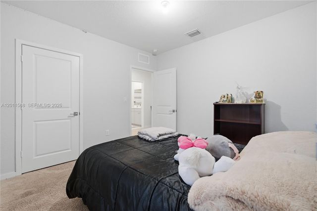 439 NE 6th Pl, Florida City, FL 33034