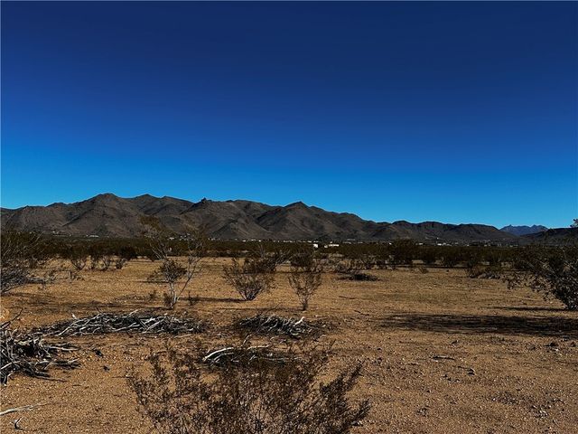 0000 N Aztec, Golden Valley, AZ 86413