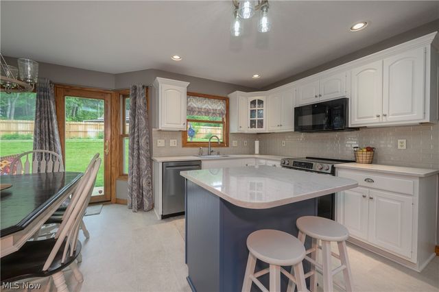 1150 Rolena Circle NW, Canton, OH 44708