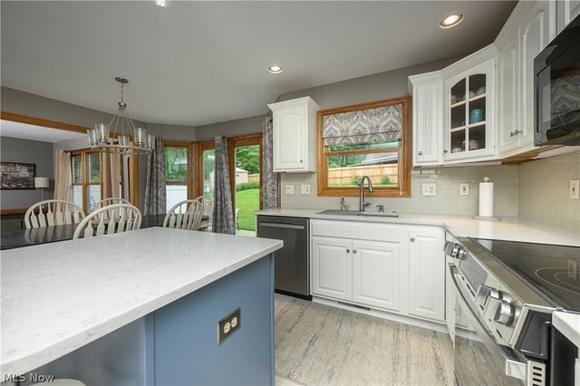 1150 Rolena Circle NW, Canton, OH 44708