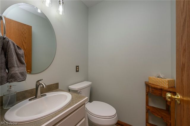 1150 Rolena Circle NW, Canton, OH 44708