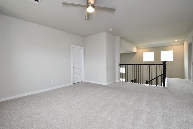 308 Spruce Oak Lane, Waller, TX 77484