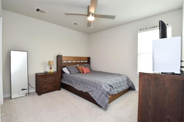308 Spruce Oak Lane, Waller, TX 77484