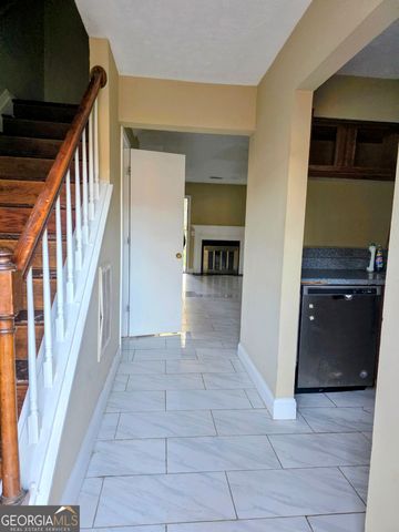 4672 Longman Way, Stone Mountain, GA 30083